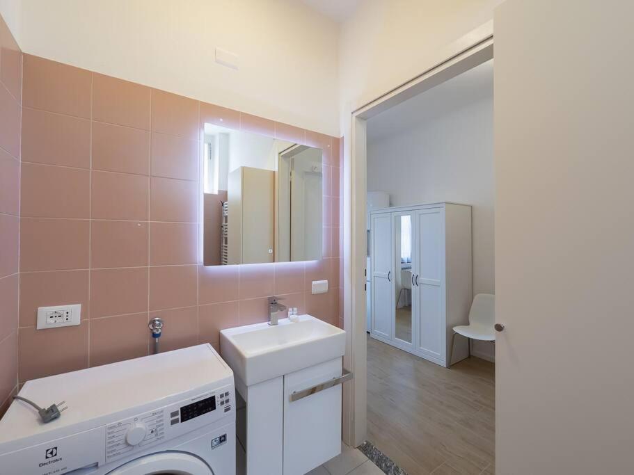 Apartamento Youhosty - Accademia 53 Quinto Milán Exterior foto