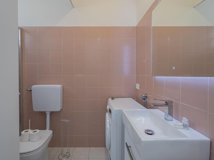 Apartamento Youhosty - Accademia 53 Quinto Milán Exterior foto